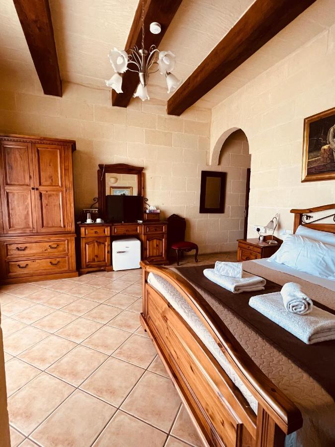 Narcisa Farmhouse B&B Надур Екстер'єр фото